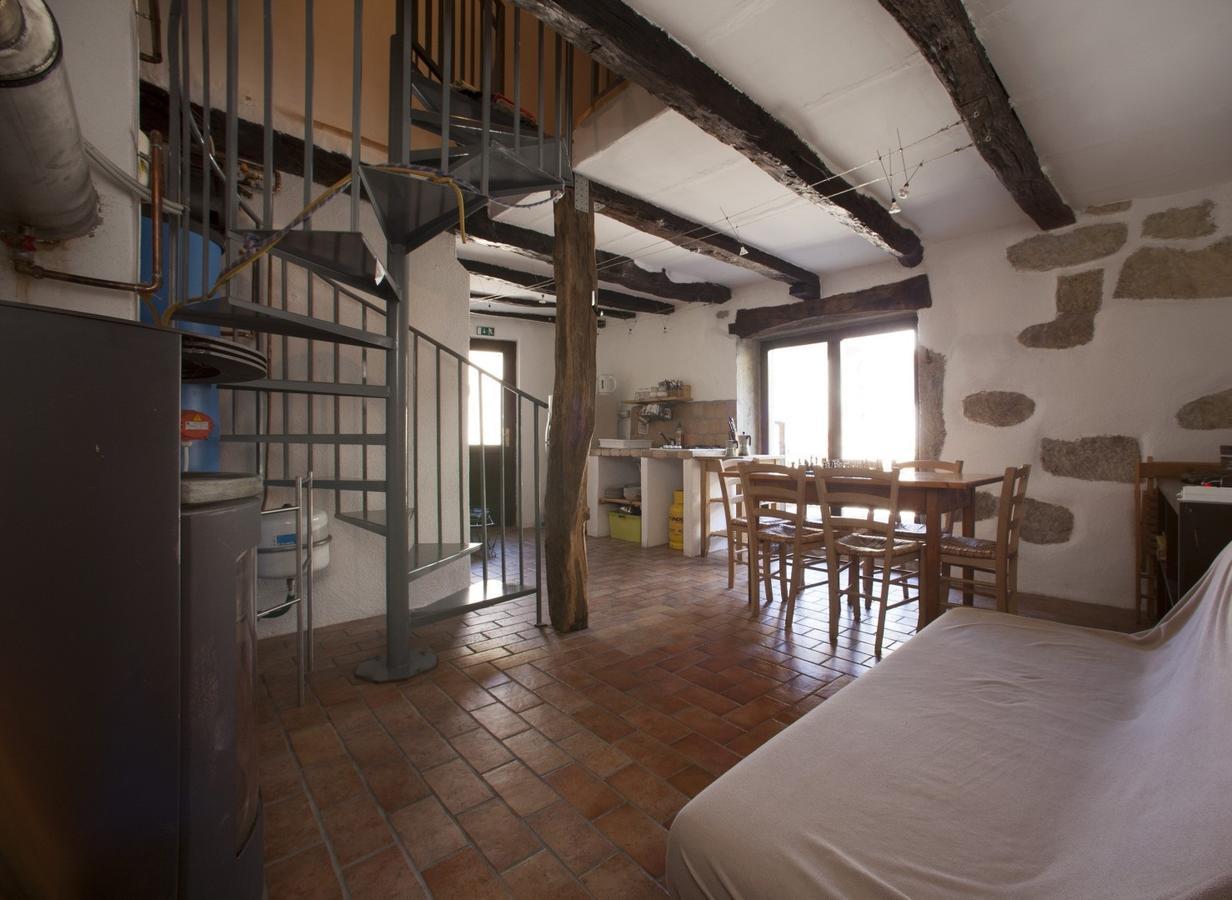 Hostel Xaxid Črni Kal Екстериор снимка
